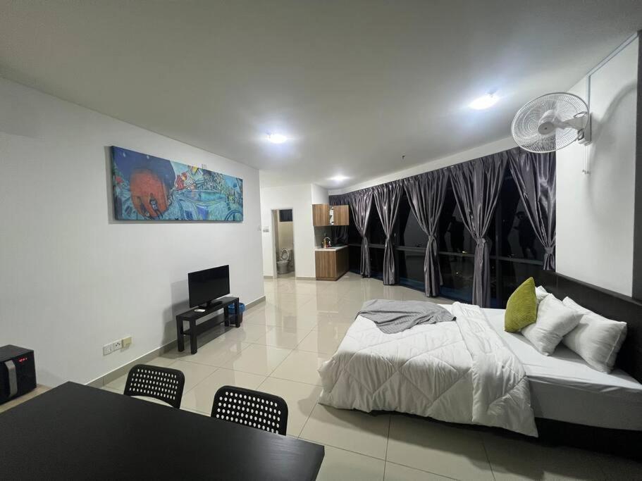 Entire Unit Pj Pacifictower Pool Parking Opp Jayaone