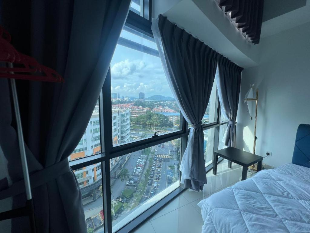 Entire Unit Pj Pacifictower Pool Parking Opp Jayaone